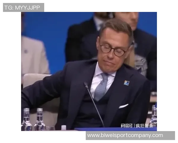 全北助教疑似做拉眼角动作引发争议裁判协会指控种族歧视